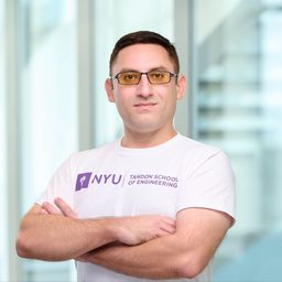 Dr. Vahan Babushkin